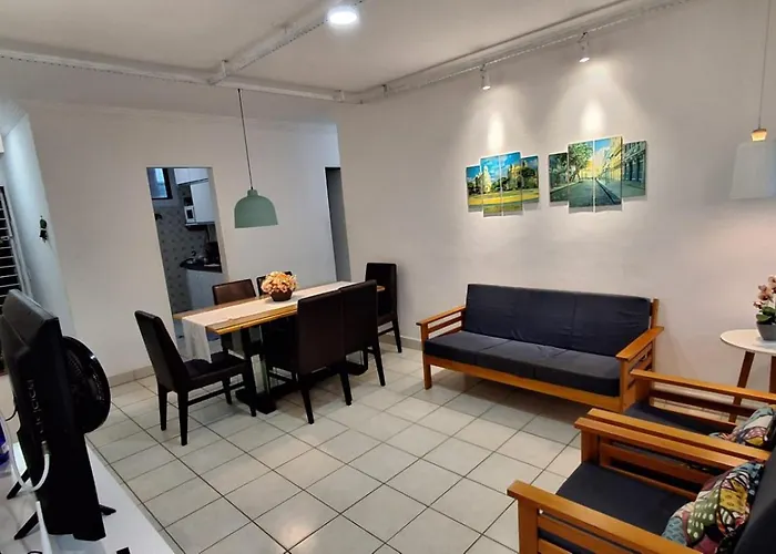 Apartamento no centro, perto da praia